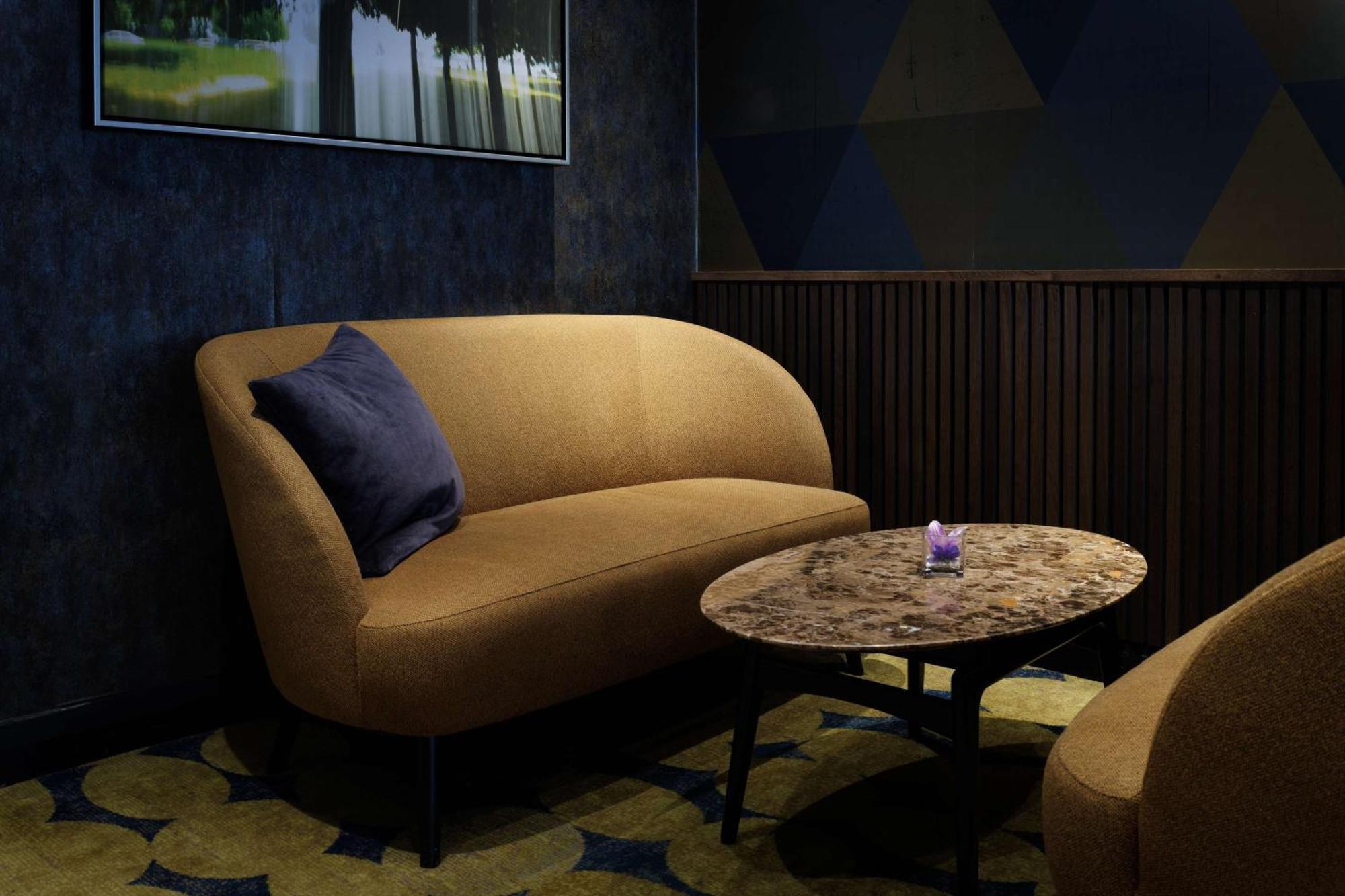 Doubletree By Hilton Woking Otel Dış mekan fotoğraf
