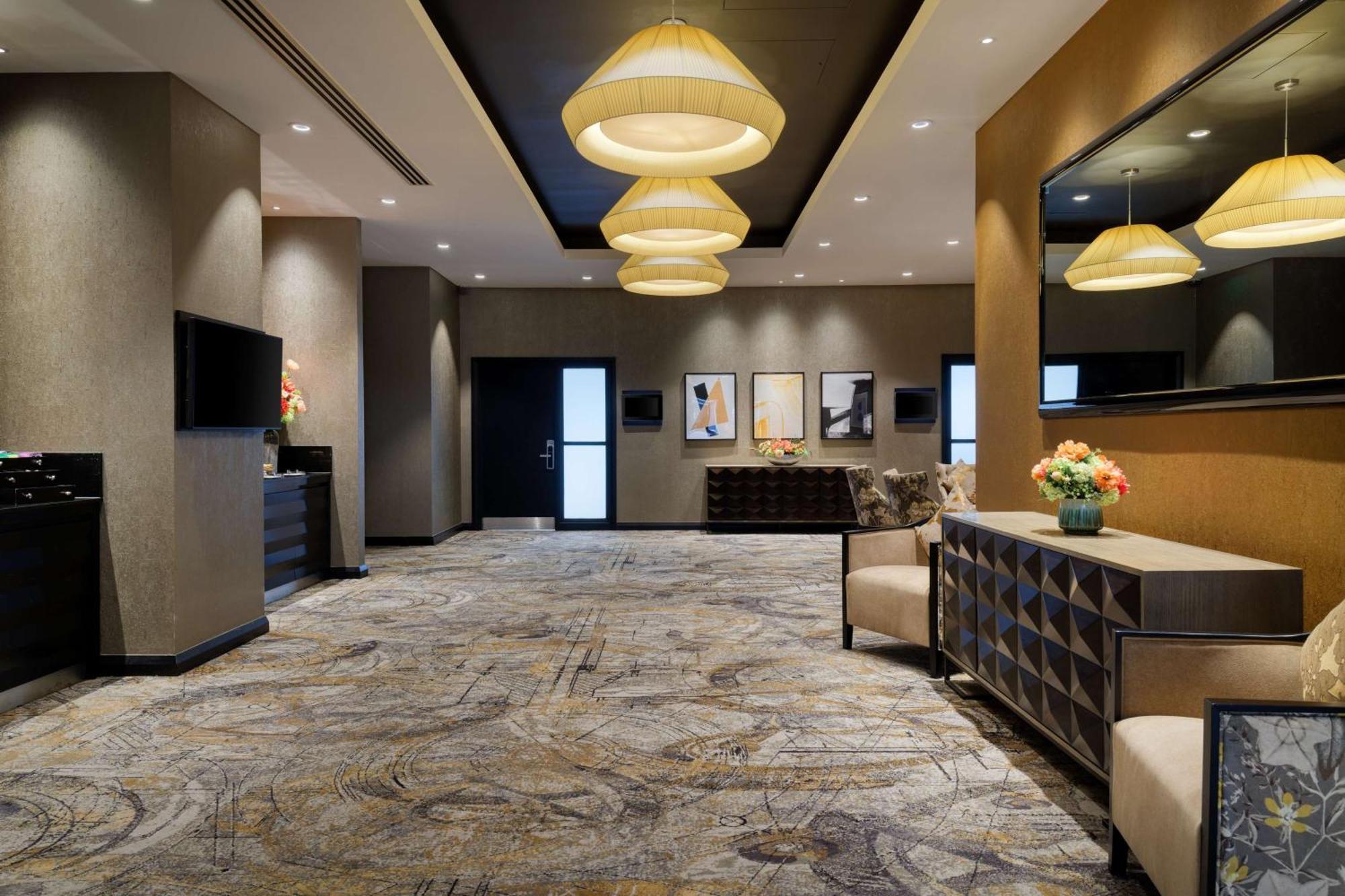 Doubletree By Hilton Woking Otel Dış mekan fotoğraf