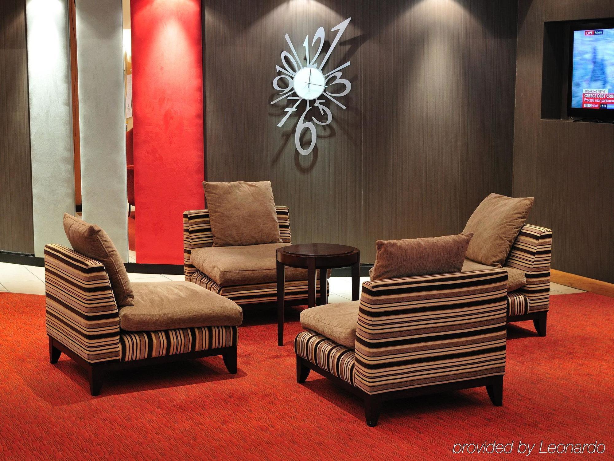 Doubletree By Hilton Woking Otel İç mekan fotoğraf