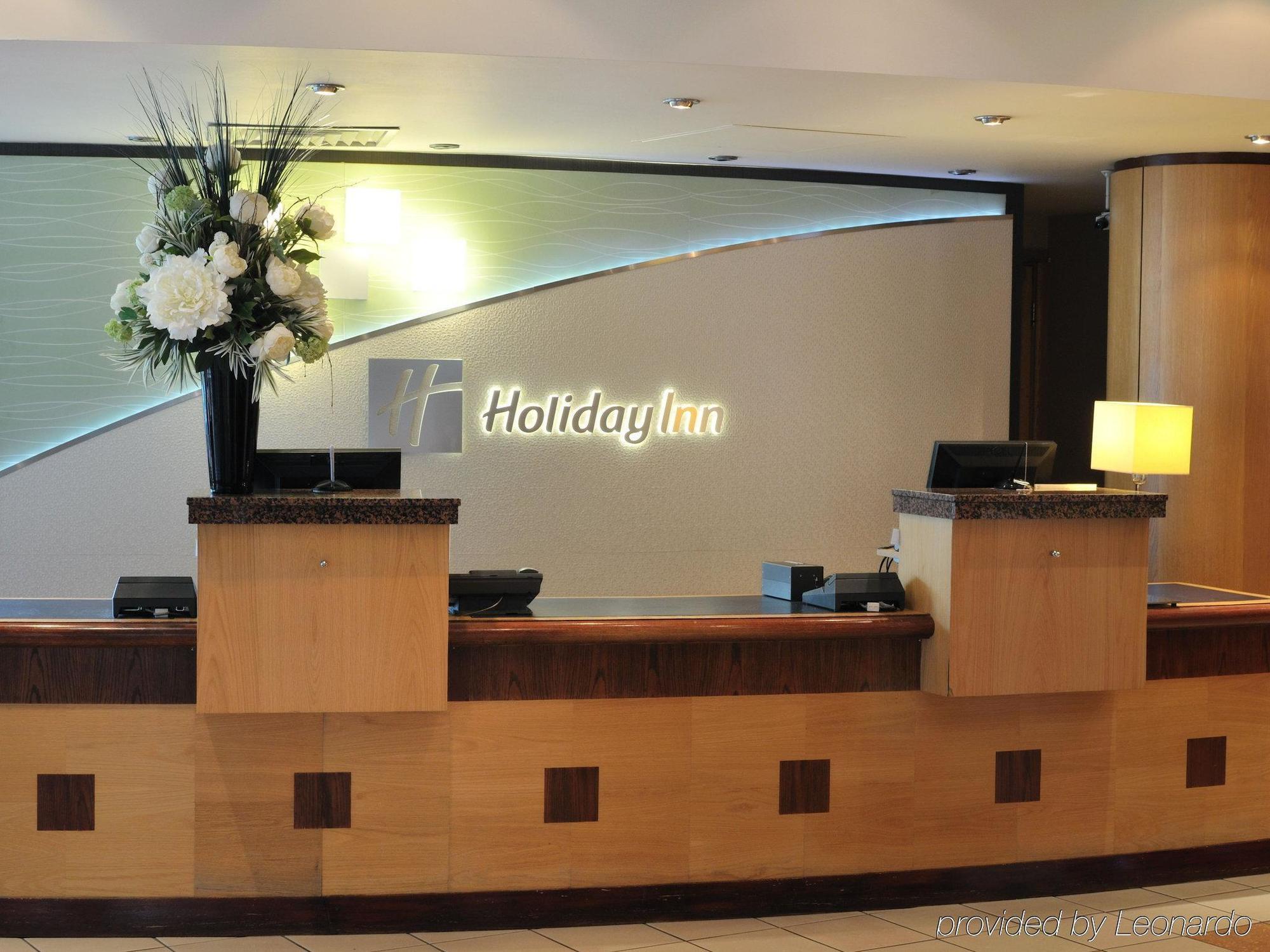 Doubletree By Hilton Woking Otel İç mekan fotoğraf